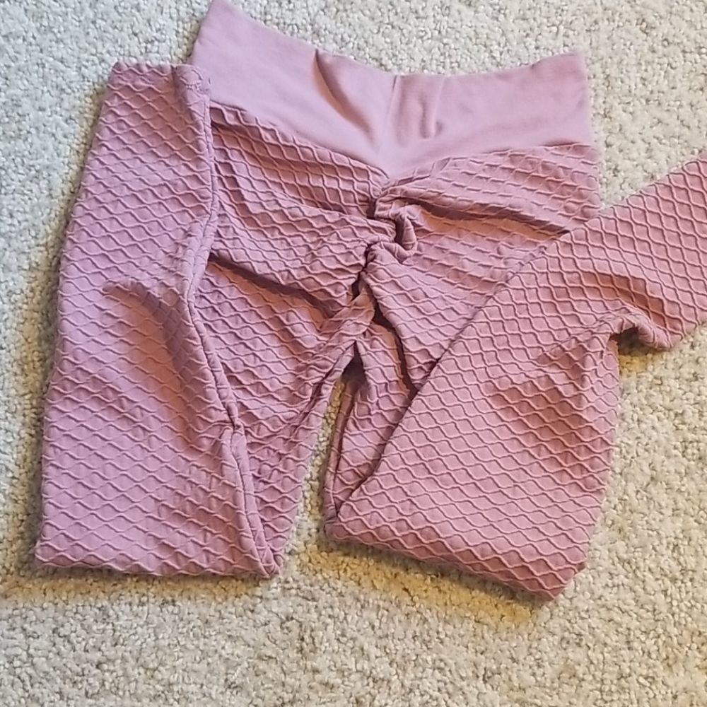 Yoins large legging. - Picture 2 of 3